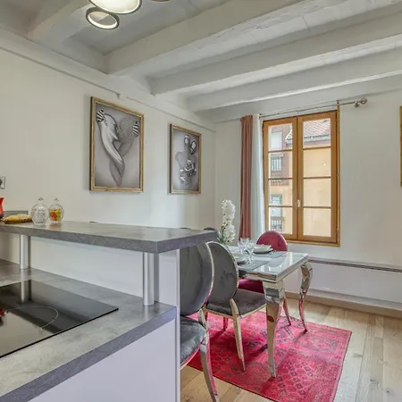 Apartment Passage Des Bains *